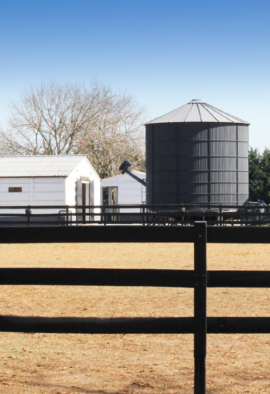 F3 Architecture, Haras La Pasión Anexo Chenaut, Stud Farm, horse breeding farms, Mobile