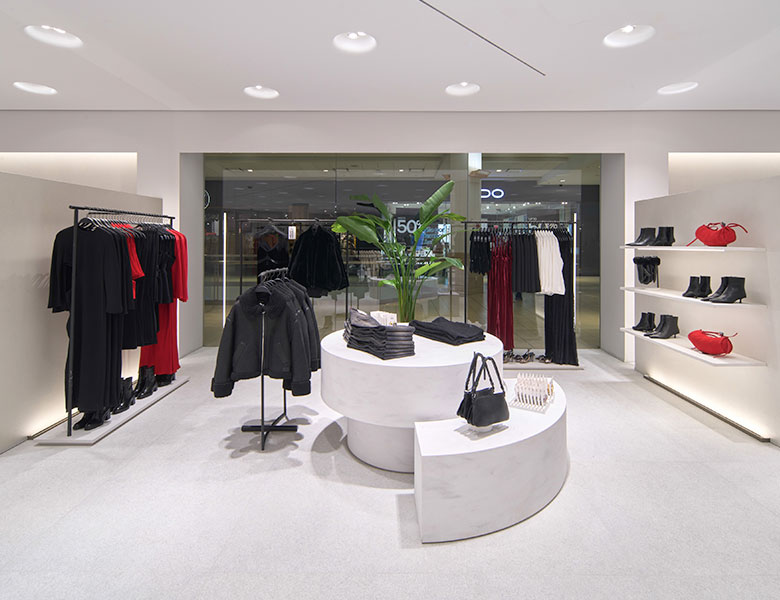 F3 Architecture, Zara Queens Center, Retail, cloths